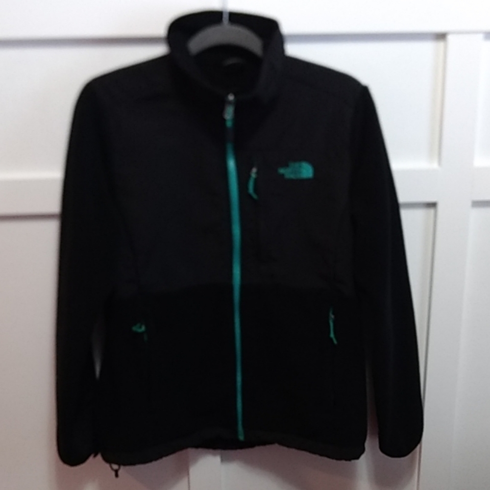 The North Face women size M polartec fleece jacket